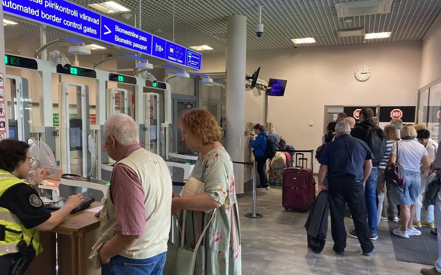 Эстония попытается на уровне Евросоюза запретить выдачу россиянам шенгенских виз